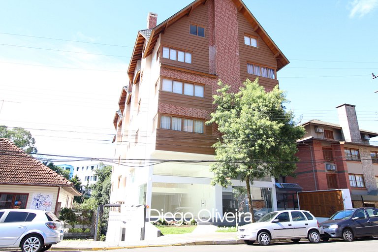 400 metros, Rua Coberta - Centro - Solar da encosta
