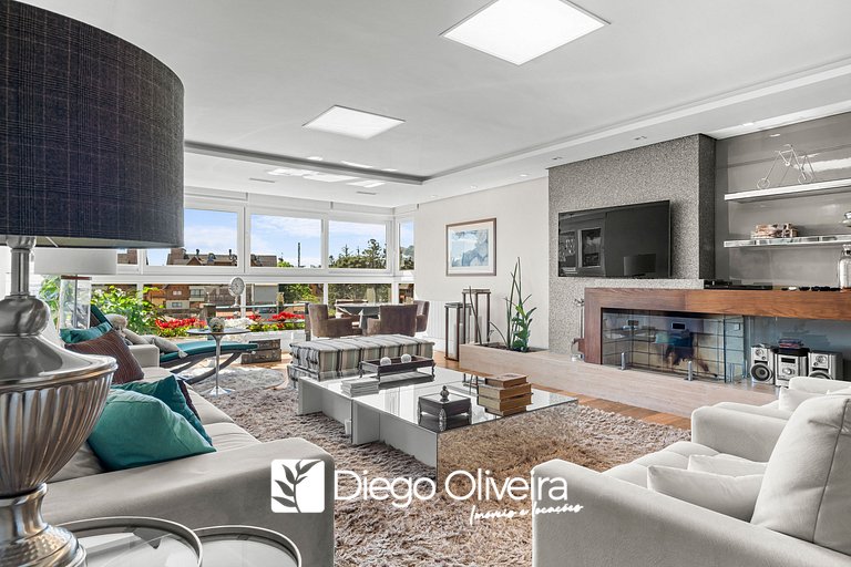 650 metros, Rua Coberta Centro/Villa Verde 202A