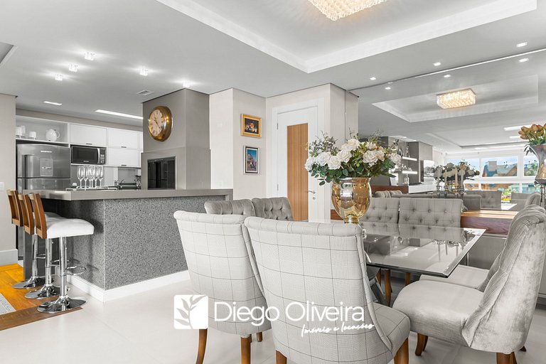 650 metros, Rua Coberta Centro/Villa Verde 202A