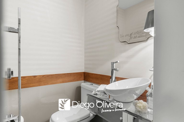 650 metros, Rua Coberta Centro/Villa Verde 202A